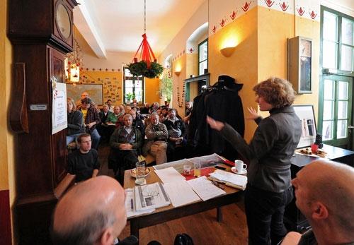 Podiumsdiskussion20101206